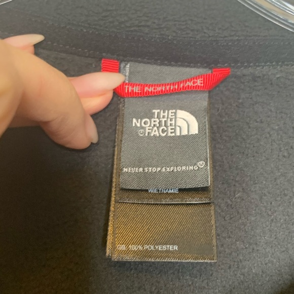 North Face Black Fleece Sweatshirt - Picture 7 of 8